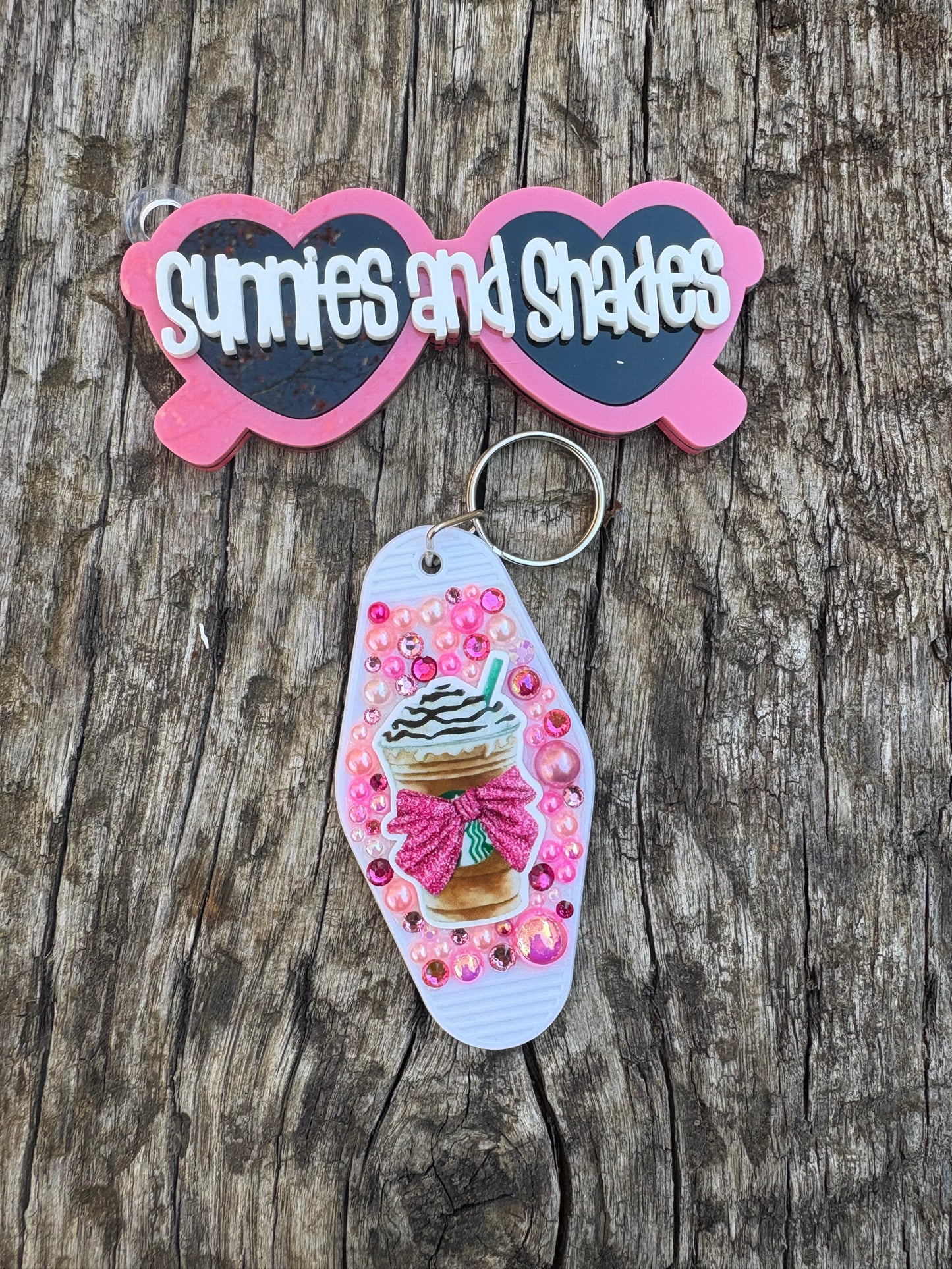 RTS - Frappe bow keychain